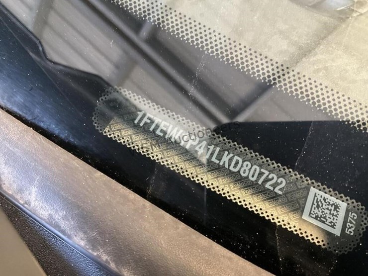 2020-ford-f150-image-14