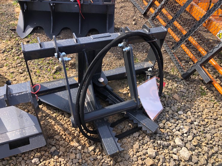 #66-•-tree-/-post-puller-image-1