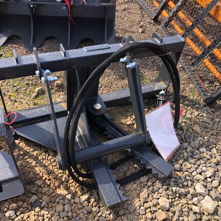 #66 • TREE / POST PULLER