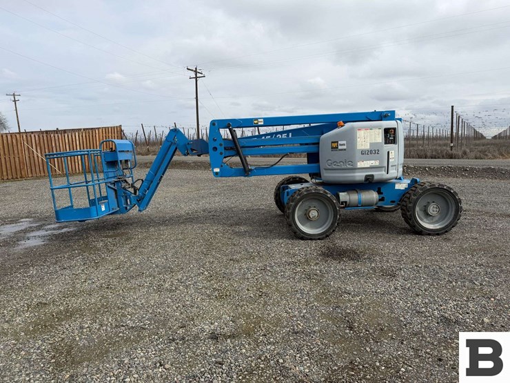 2012-genie-z45/25j-image-2