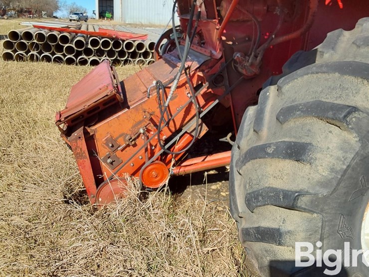 1985-case-ih-1480-image-14