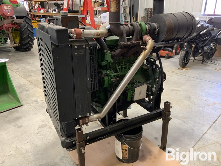 2010-john-deere-4045hf285-image-1