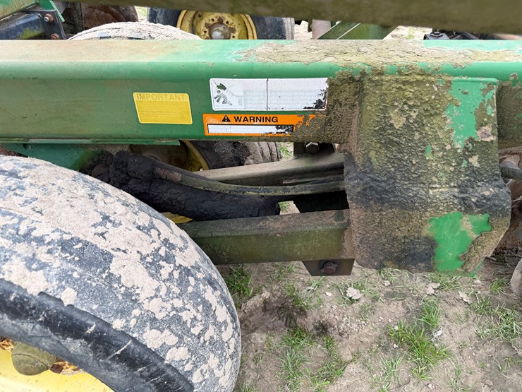 john-deere-25-image-59