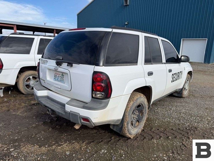 2008-chevrolet-trailblazer-image-3