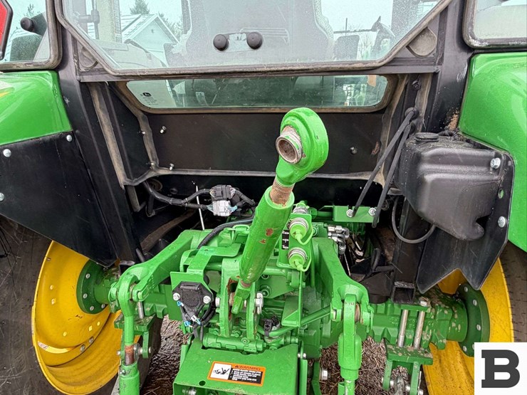 john-deere-5075e-image-28