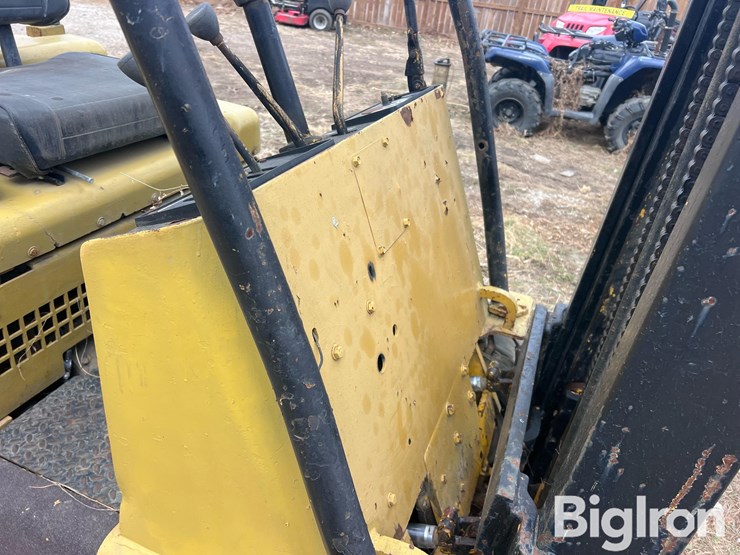 caterpillar-v40b-image-20