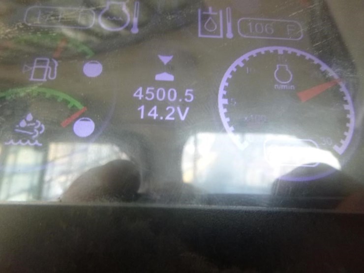 2015-caterpillar-299d2-image-31