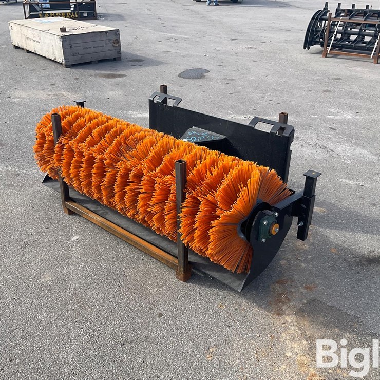 2025 MASSEY-FERGUSON 730