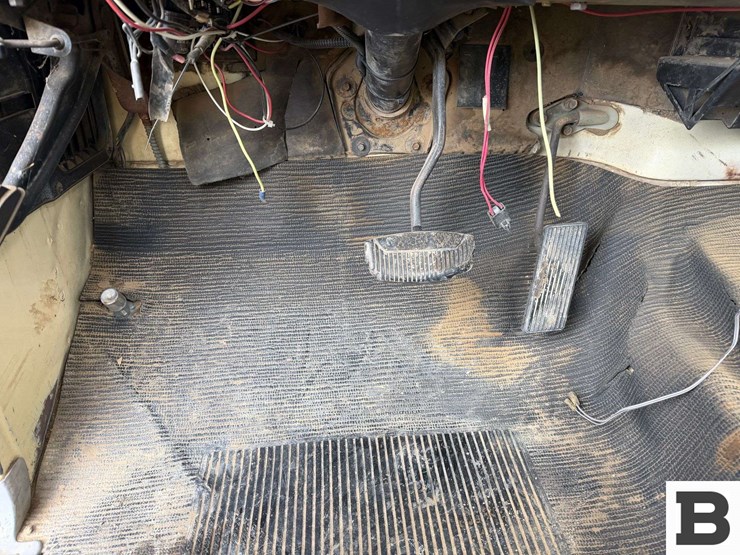 1979-ford-f350-image-31