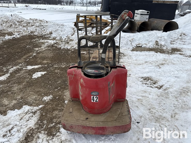 raymond-8400-image-6