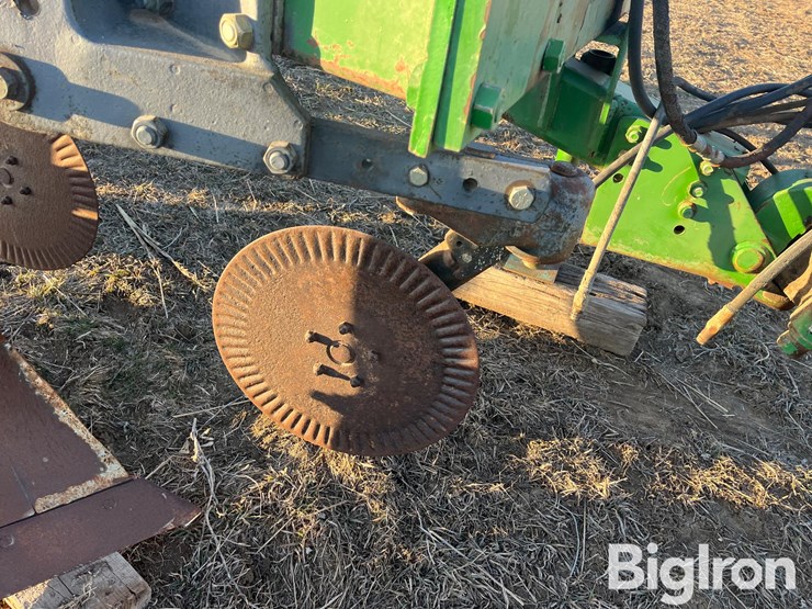 john-deere-2700-image-15