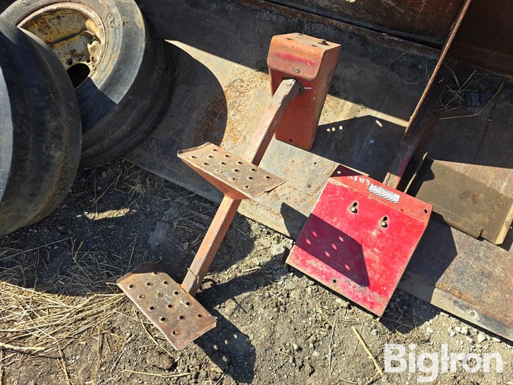 1965-international-656-image-16