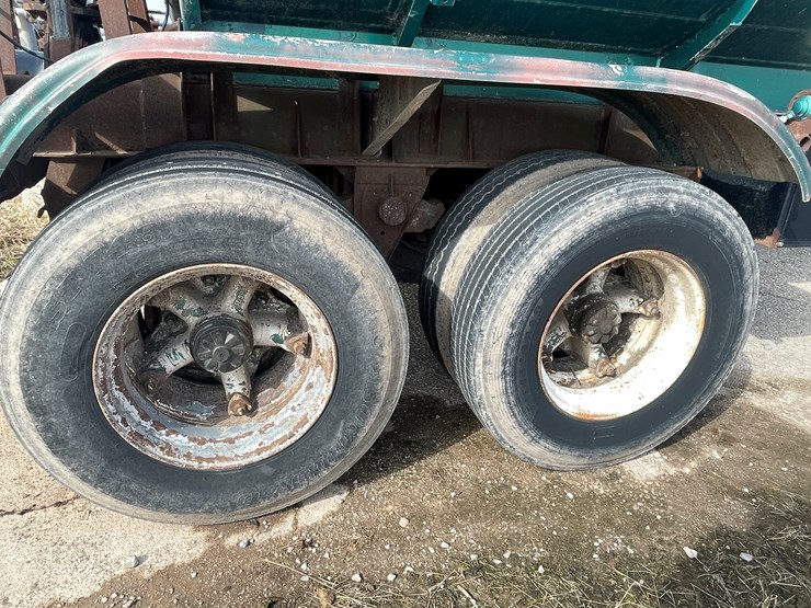 1978-fruehauf-tanker-image-25