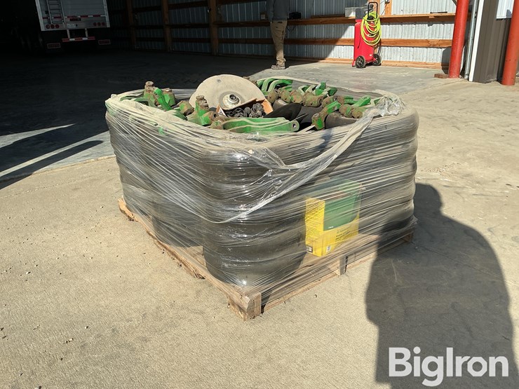 john-deere-1775-image-1