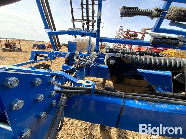 2012-landoll-2430-11-24-image-15