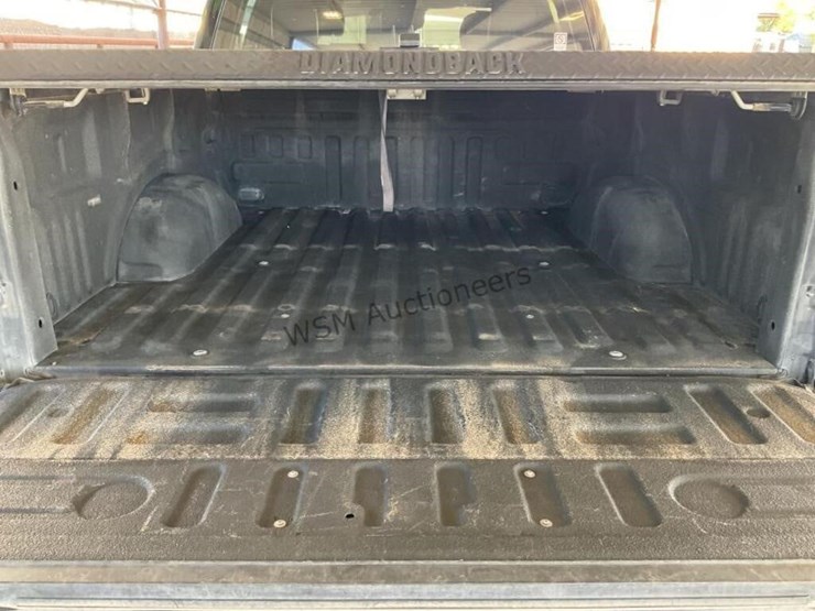 2020-ford-f150-image-10