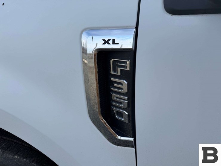 2019-ford-f350-image-21