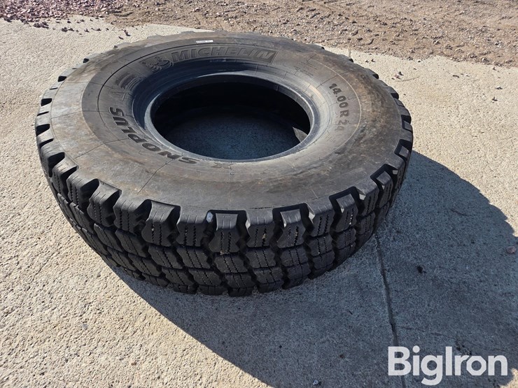 michelin-x-snow-plus-14.00r24-grader-tire-image-5