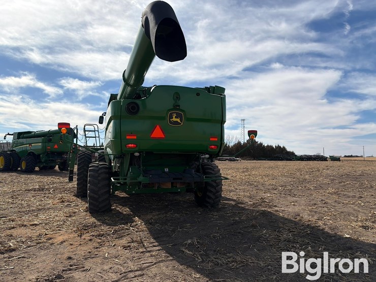 2021-john-deere-s770-image-6