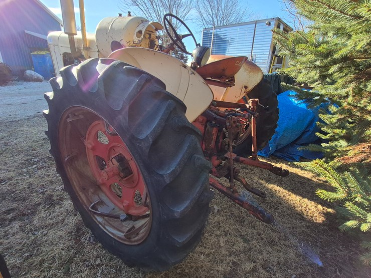 1956-case-400-image-3