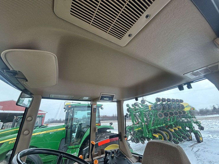 2000-john-deere-7410-image-20