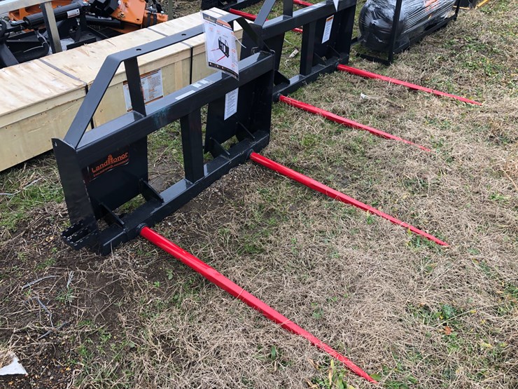 #37-•-double-prong-hay-spear-image-1