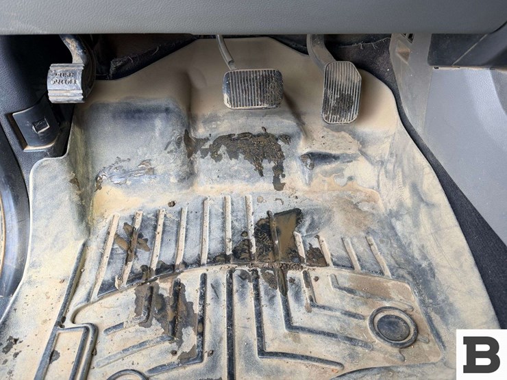 2015-ford-f150-image-28