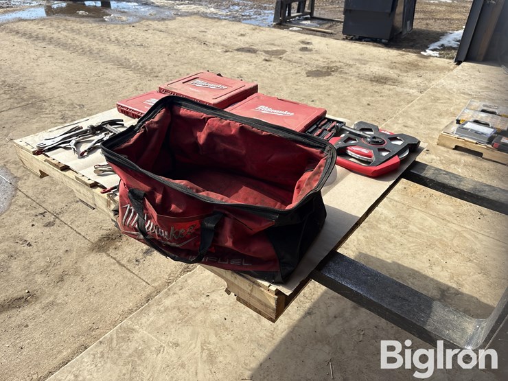 skid-of-shop-tools-image-7