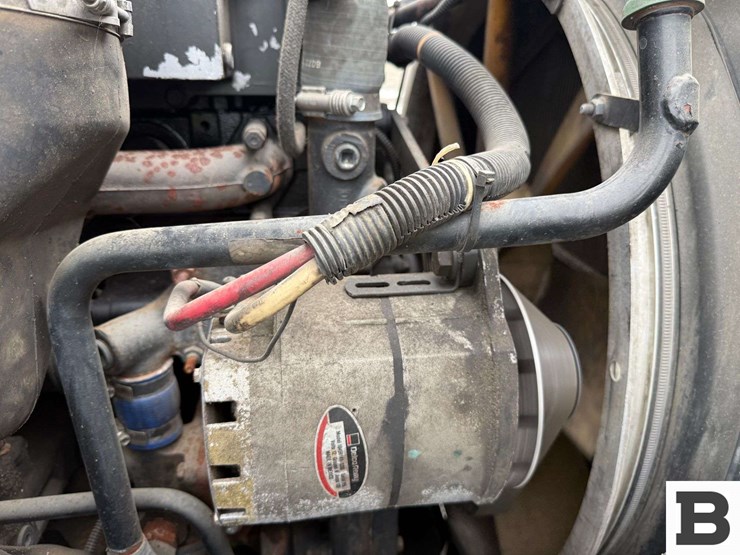 2001-volvo-vnl-tractor-truck---albany,-or-image-42