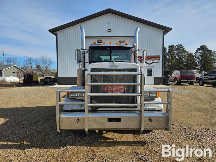 1996-peterbilt-379-image-2