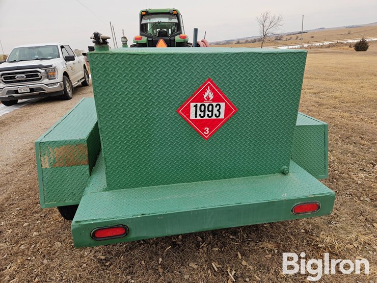 t/a-750-gal-fuel-trailer-image-6