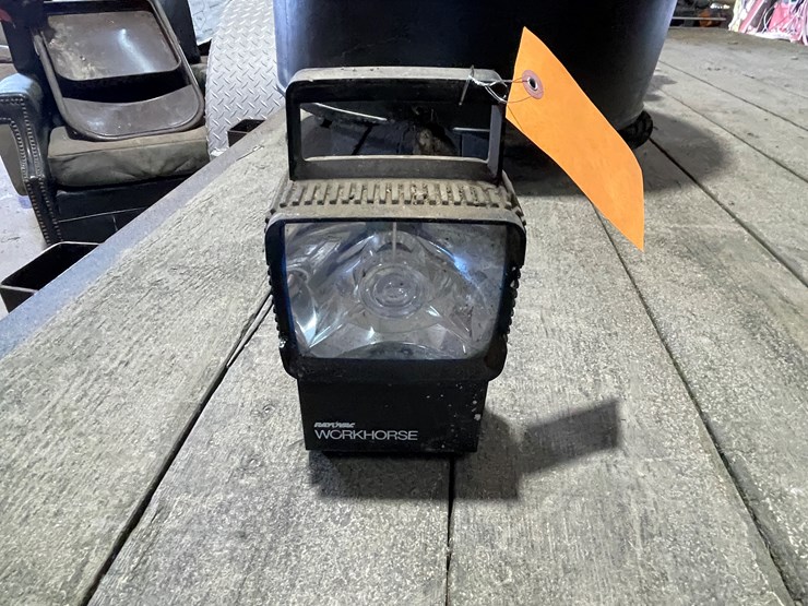 #7219-•-rayovac-workhorse-flash-light-image-18