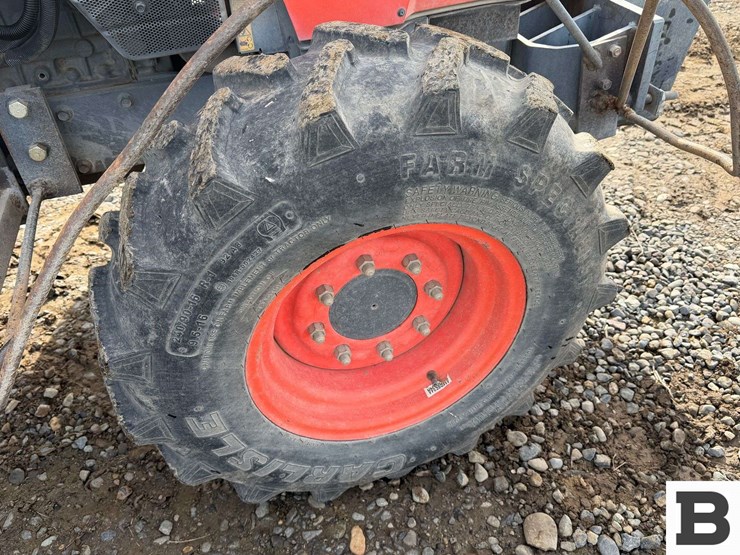 2014-kubota-m8540hd-image-23