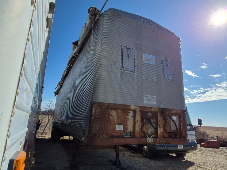 1971-fruehauf-trailer-image-2