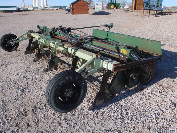 #1018-•-lockwood-model-l6700-885-bean-harvester-image-7