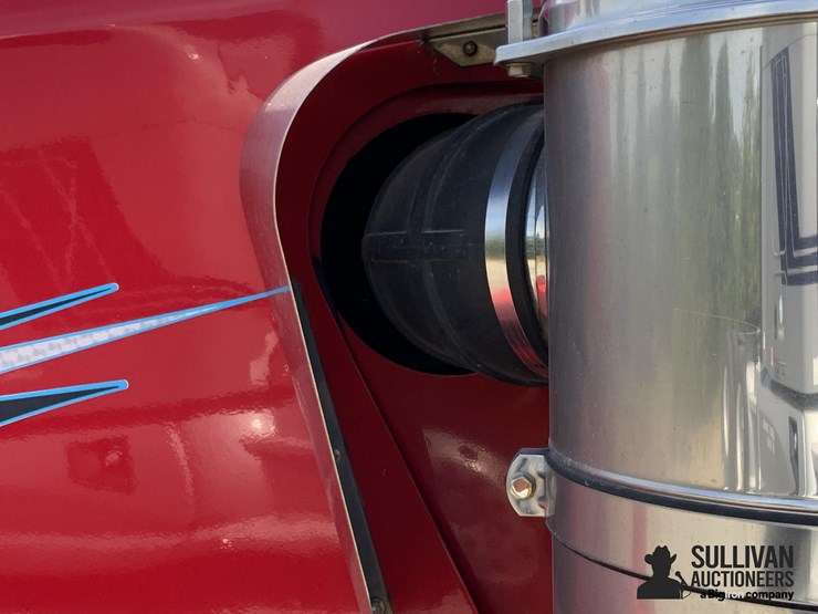 2005-kenworth-w900-image-11