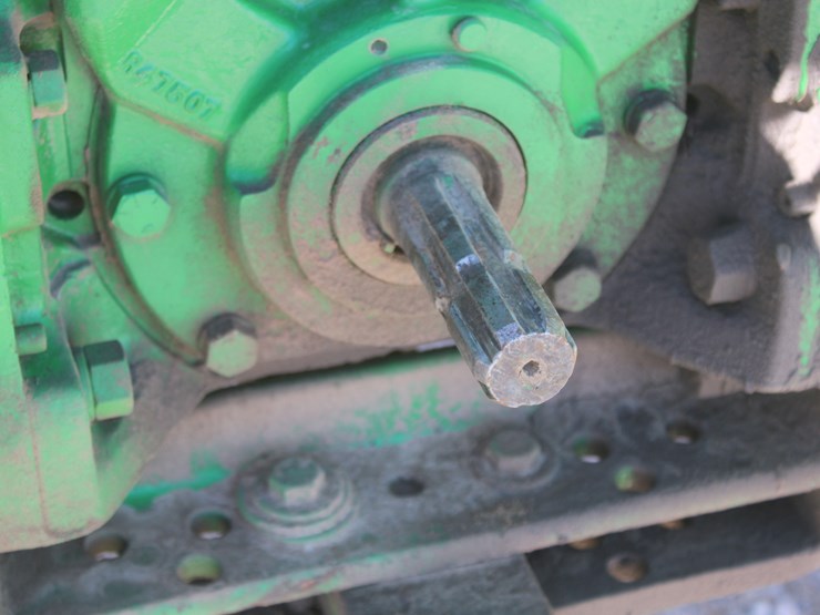 john-deere-4440-image-43