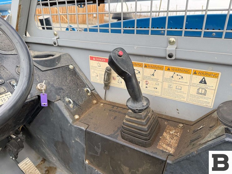 2013-genie-gth844-image-54