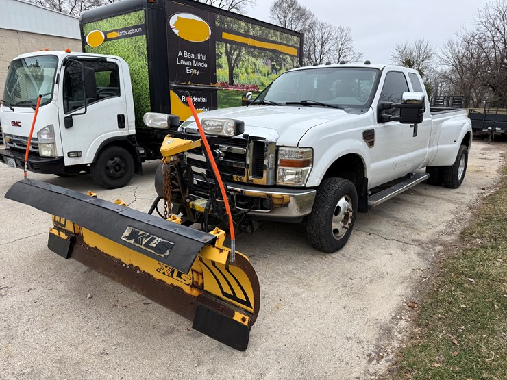 2010-ford-f350-image-1