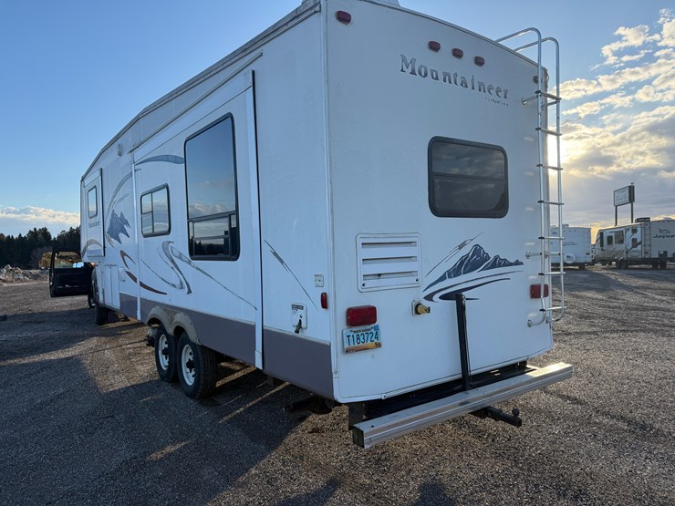 2006-keystone-camper-image-2