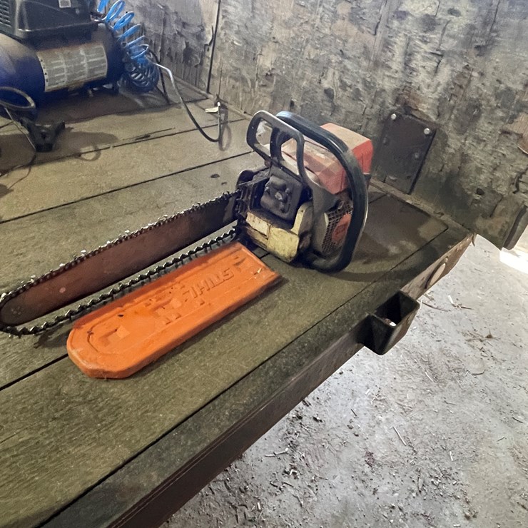 #7200 • Stihl MS290 Chain Saw