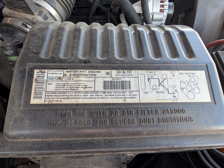 2000-chevrolet-2500-image-23