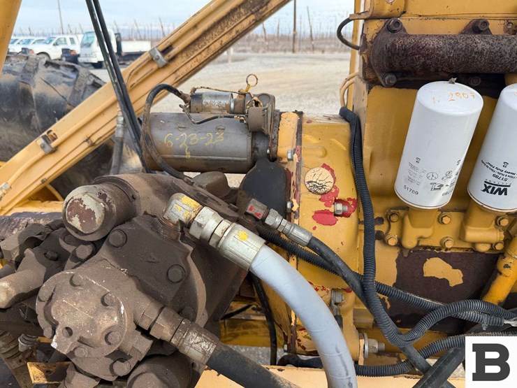 1995-international-915-image-24