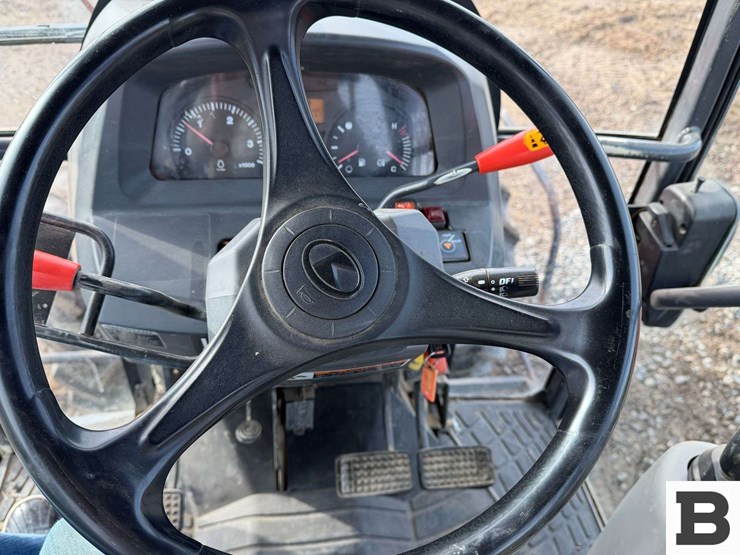 2014-kubota-m8540hd-image-29