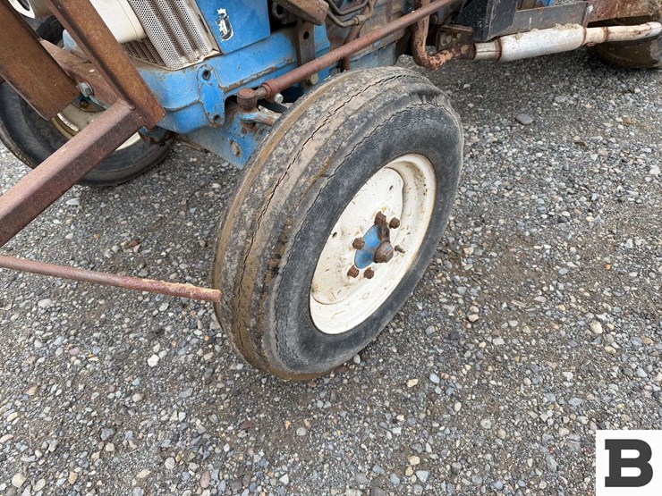 1986-ford-4610-image-10