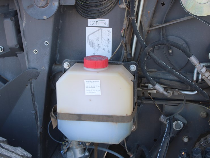 2019-massey-ferguson-rb4180v-image-27