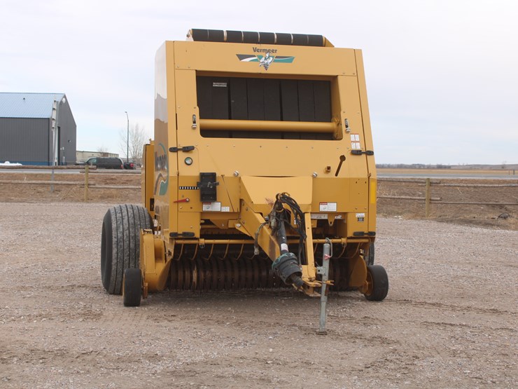 2005-vermeer-605m-image-3