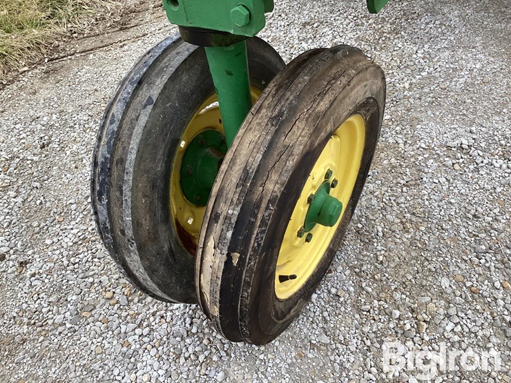 john-deere-mt-image-9