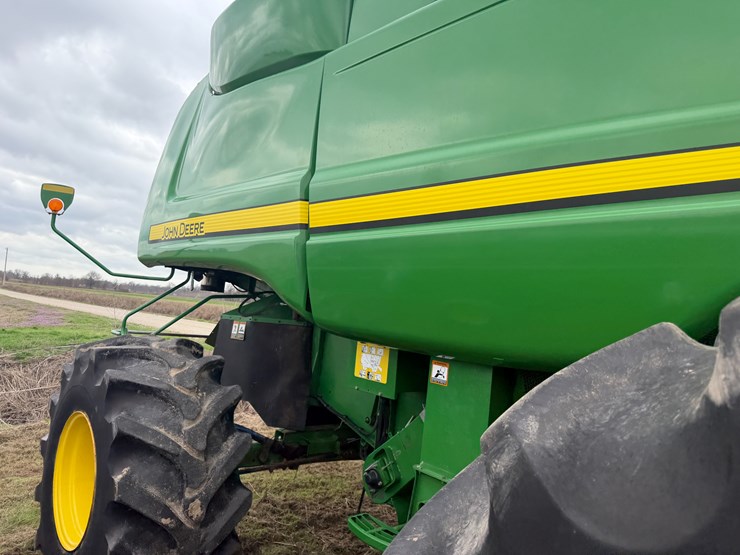 2009-john-deere-9670-sts-image-34