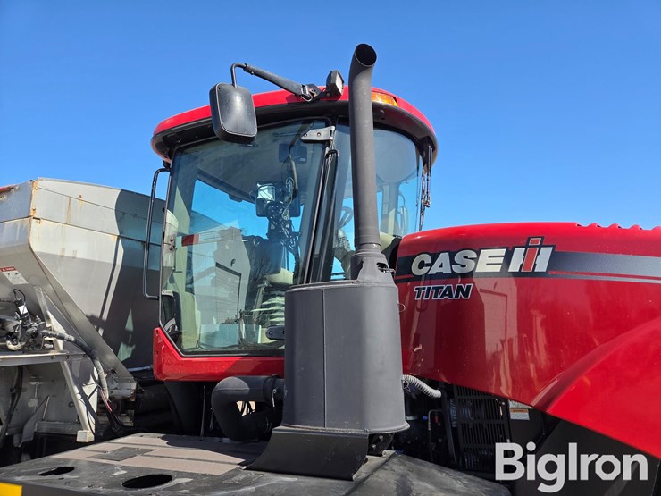 2012-case-ih-titan-3030-image-11